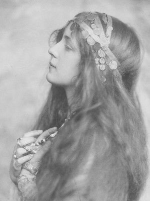 Threads of Destiny (1914)