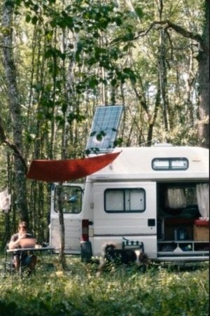 Tandis que les feux (2022)