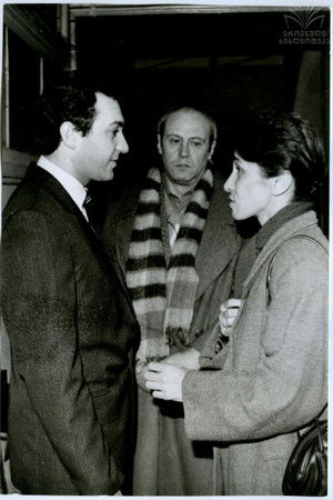 დახატული წრე (1988)