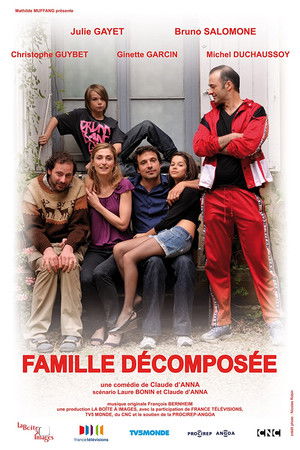 Famille Décomposée (2010)