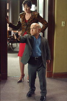 Knee High P.I. (2003)