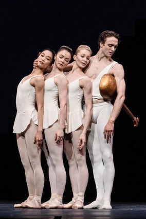 Apollo/ Tchaikovsky Pas de Deux/ Dances at a Gathering (2021)