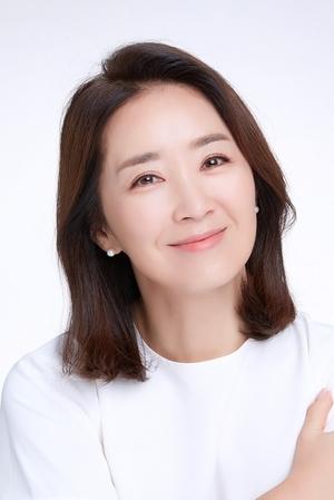 Yoon Yoo Sun