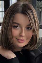 Александра Стриженова