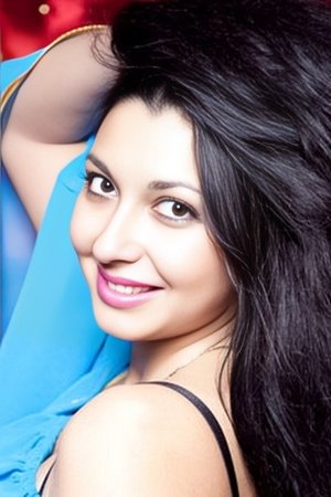 Аделина Плахотная